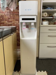 ホワイト/床置タイプ