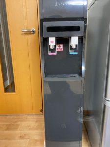 ダークグレー/床置タイプ